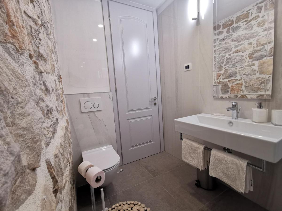 Fjaka Boutique Apartments Спліт Екстер'єр фото